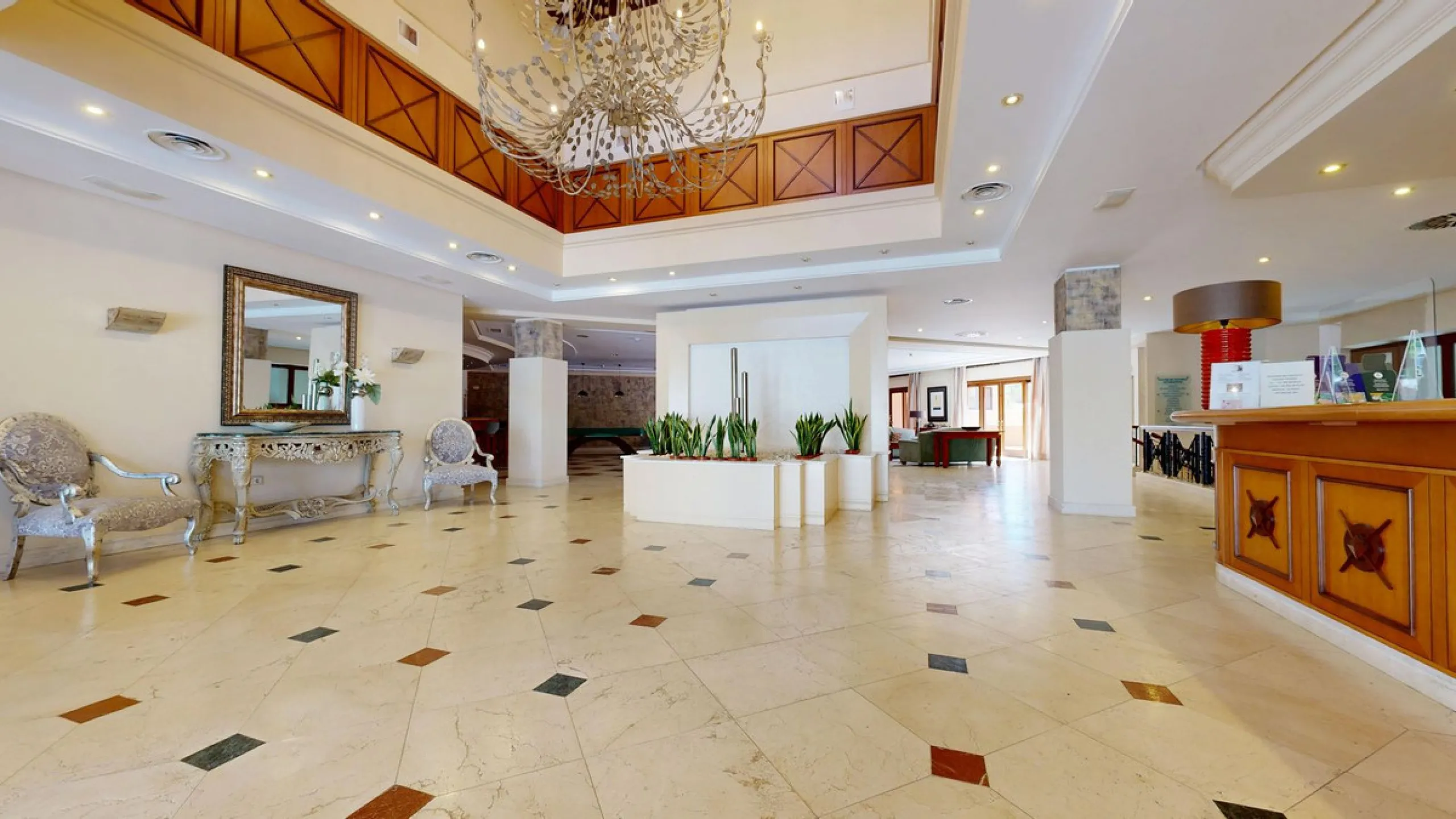 In the heart of Estepona's New Golden Mile, where the Costa del Sol shows off its most sophisticated side, lies a unique opportunity for those looking to live or invest on the seafront. The Mar Azul development, renowned as one of the most coveted in the 
