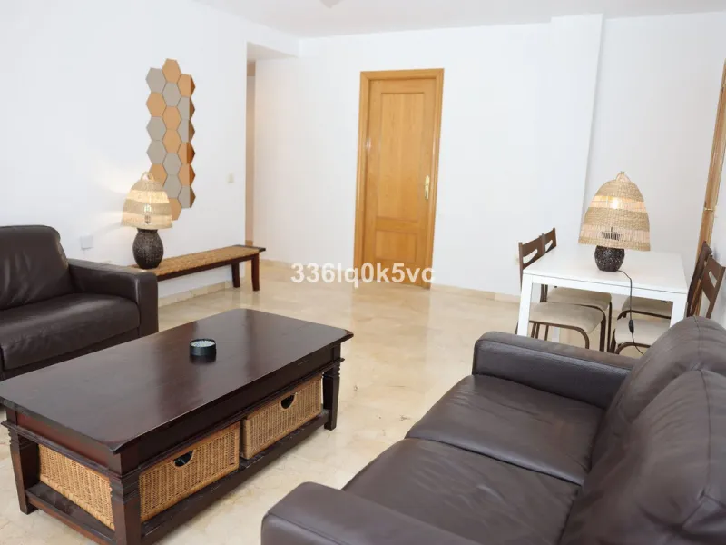 Apartment - Middle Floor Apartment в продаже в Benahavís, Málaga. В доме 2 спален и 2 ванных комнат. Площадь дома 140 м²