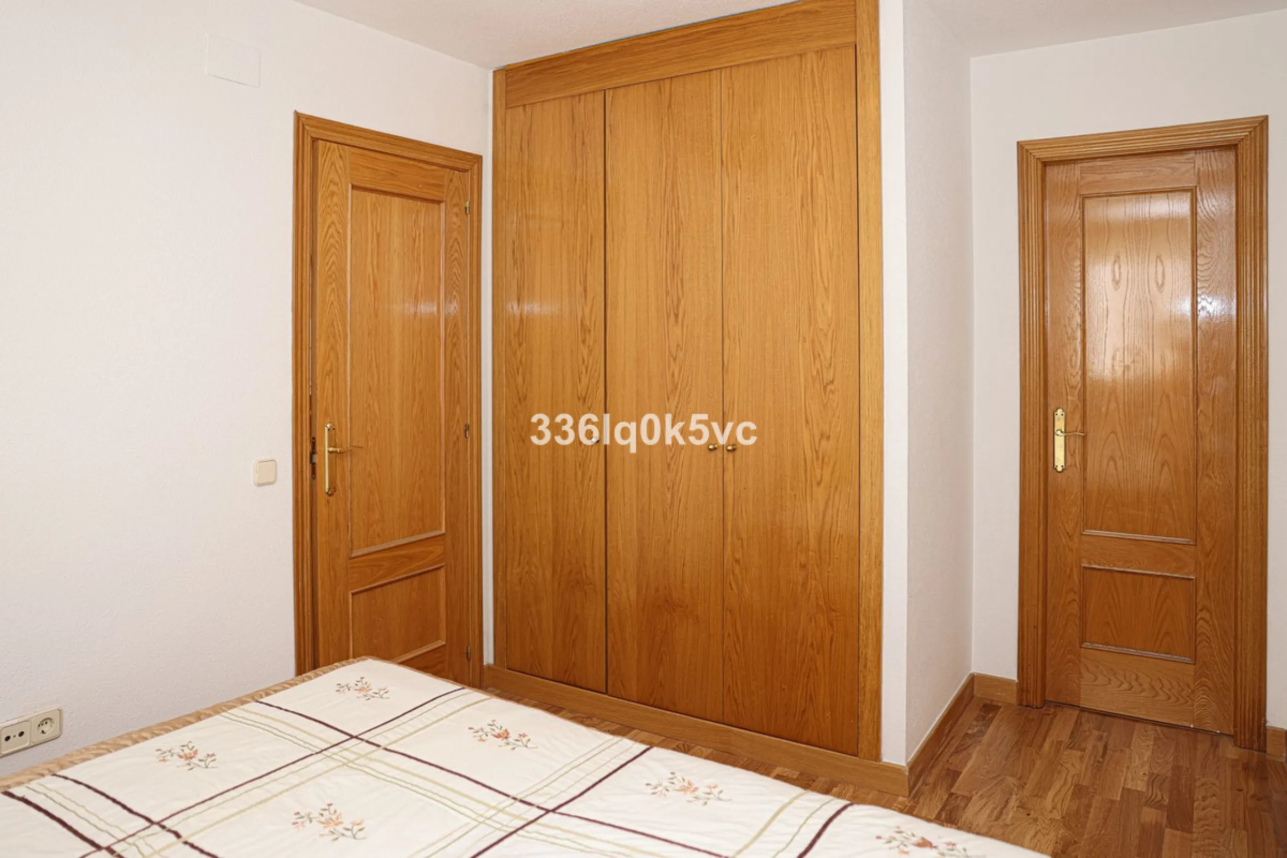 Apartment - Middle Floor Apartment в продаже в Benahavís, Málaga. В доме 2 спален и 2 ванных комнат. Площадь дома 140 м²