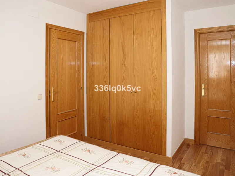 Apartment - Middle Floor Apartment в продаже в Benahavís, Málaga. В доме 2 спален и 2 ванных комнат. Площадь дома 140 м²