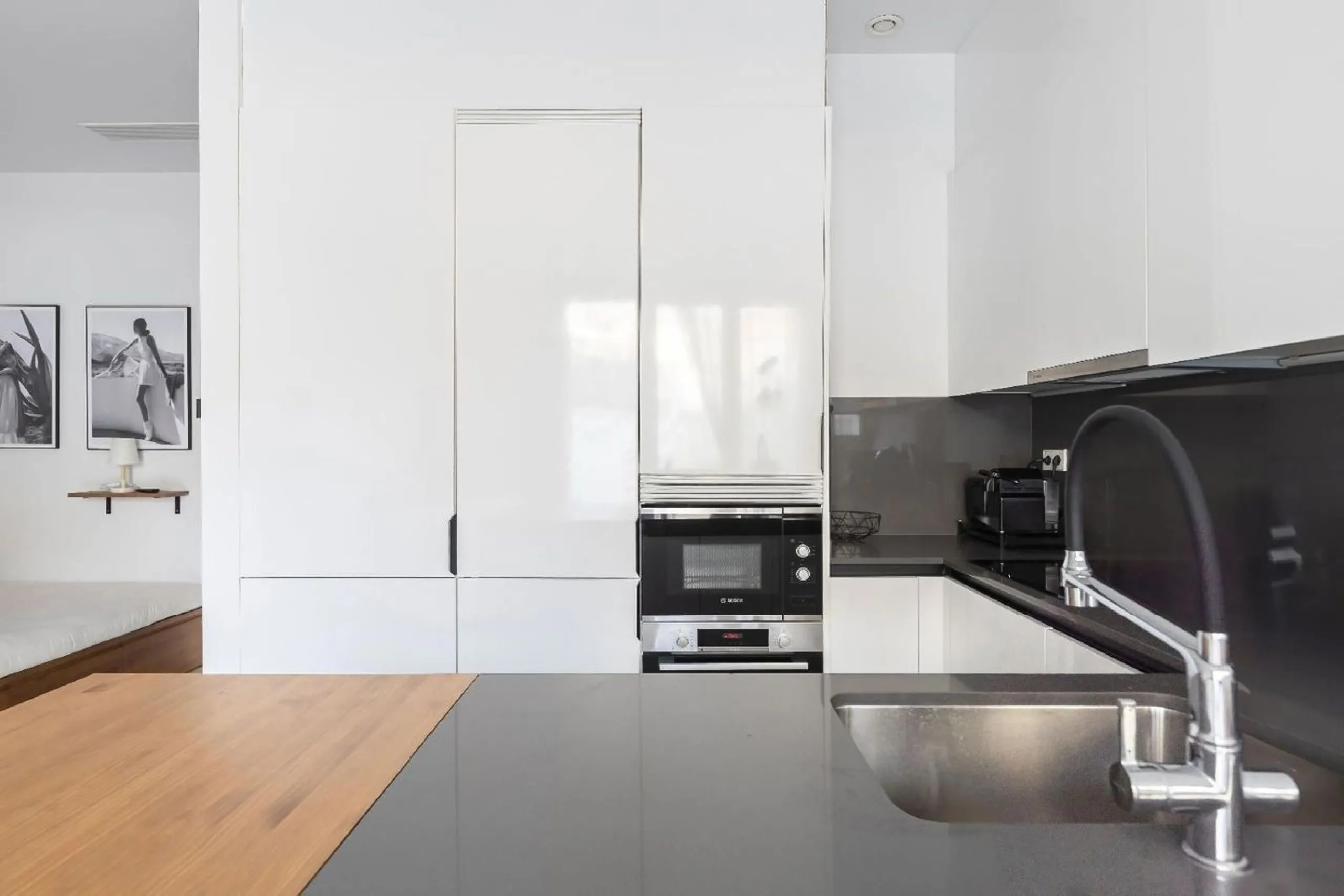 Moderno apartamento de 1 dormitorio con terraza y balcón en Poblenou, Barcelona