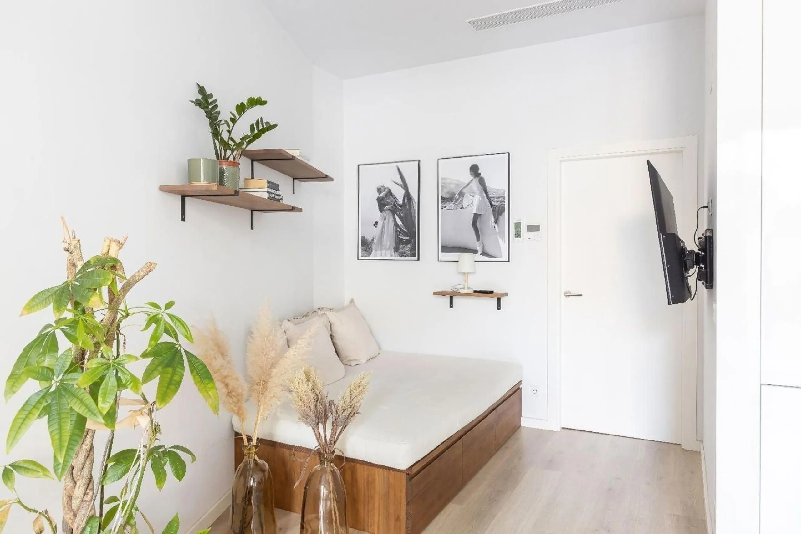 Moderno apartamento de 1 dormitorio con terraza y balcón en Poblenou, Barcelona