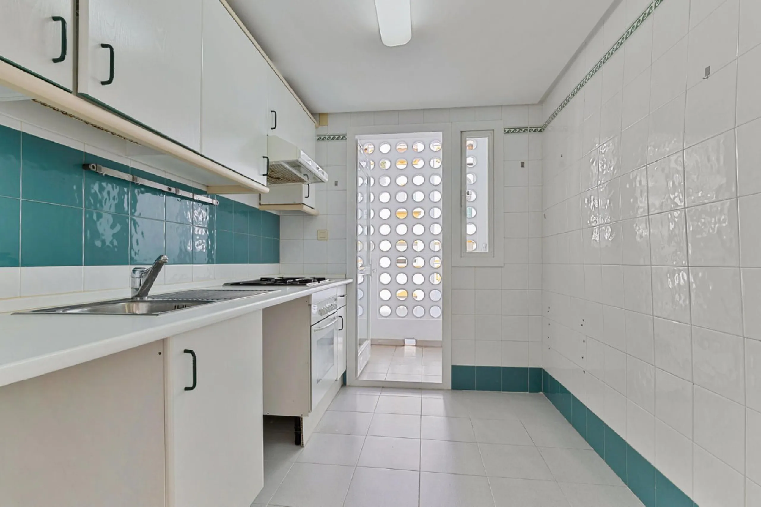 Apartment - Middle Floor Studio в продаже в Marbella, Málaga. В доме 2 спален и 2 ванных комнат. Площадь дома 82 м²