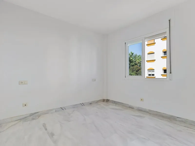 Apartment - Middle Floor Studio в продаже в Marbella, Málaga. В доме 2 спален и 2 ванных комнат. Площадь дома 82 м²