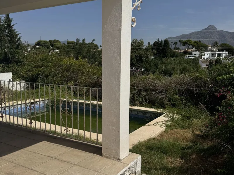 Rare Investment Opportunity – Nueva Andalucía Luxury Villa