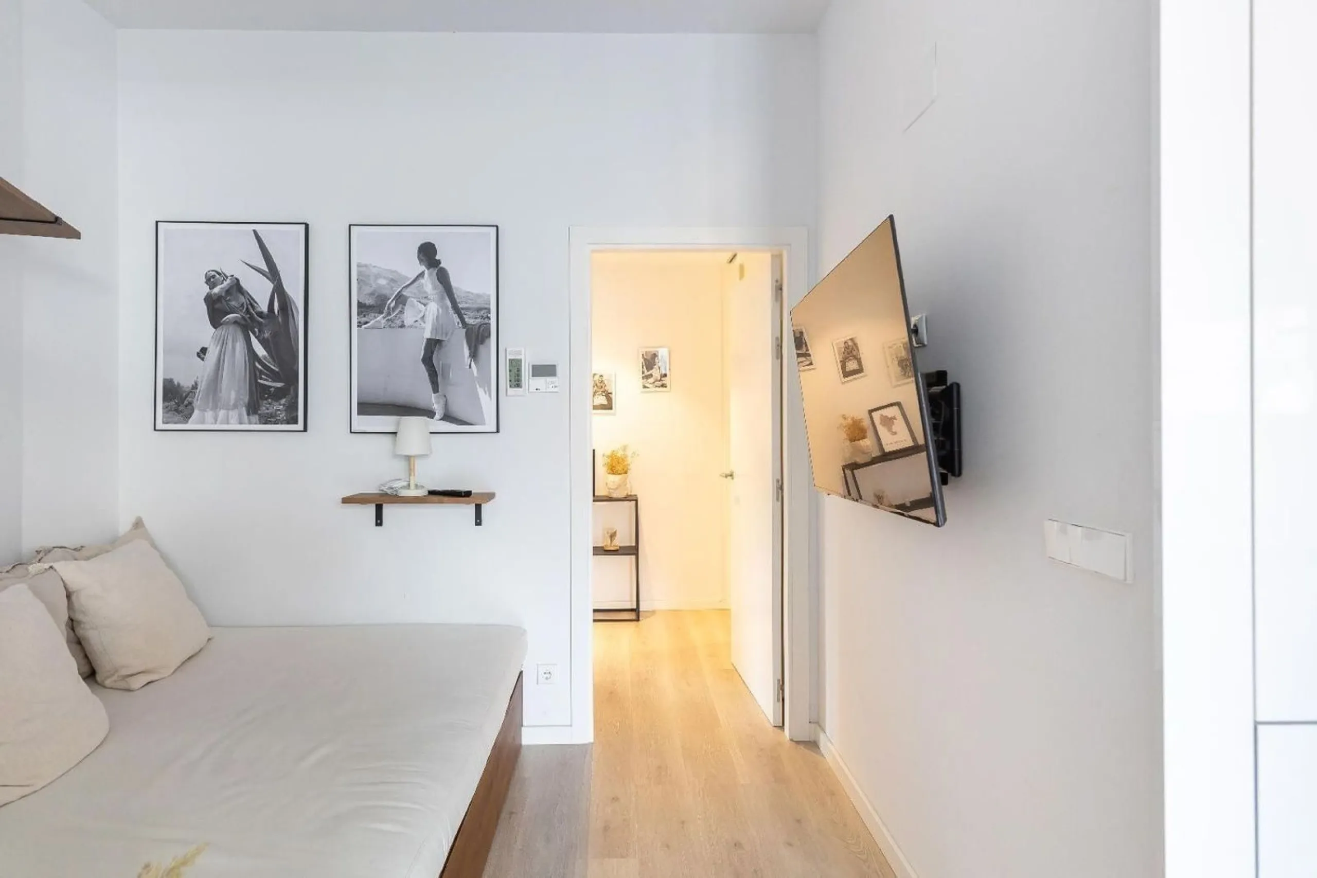 Moderno apartamento de 1 dormitorio con terraza y balcón en Poblenou, Barcelona