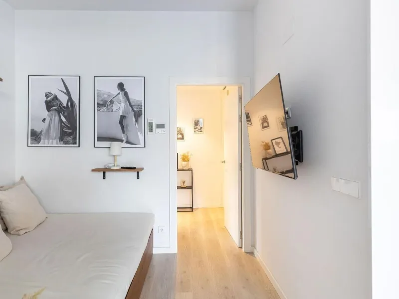 Moderno apartamento de 1 dormitorio con terraza y balcón en Poblenou, Barcelona