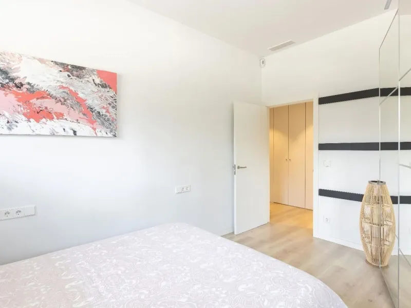 Moderno apartamento de 1 dormitorio con terraza y balcón en Poblenou, Barcelona
