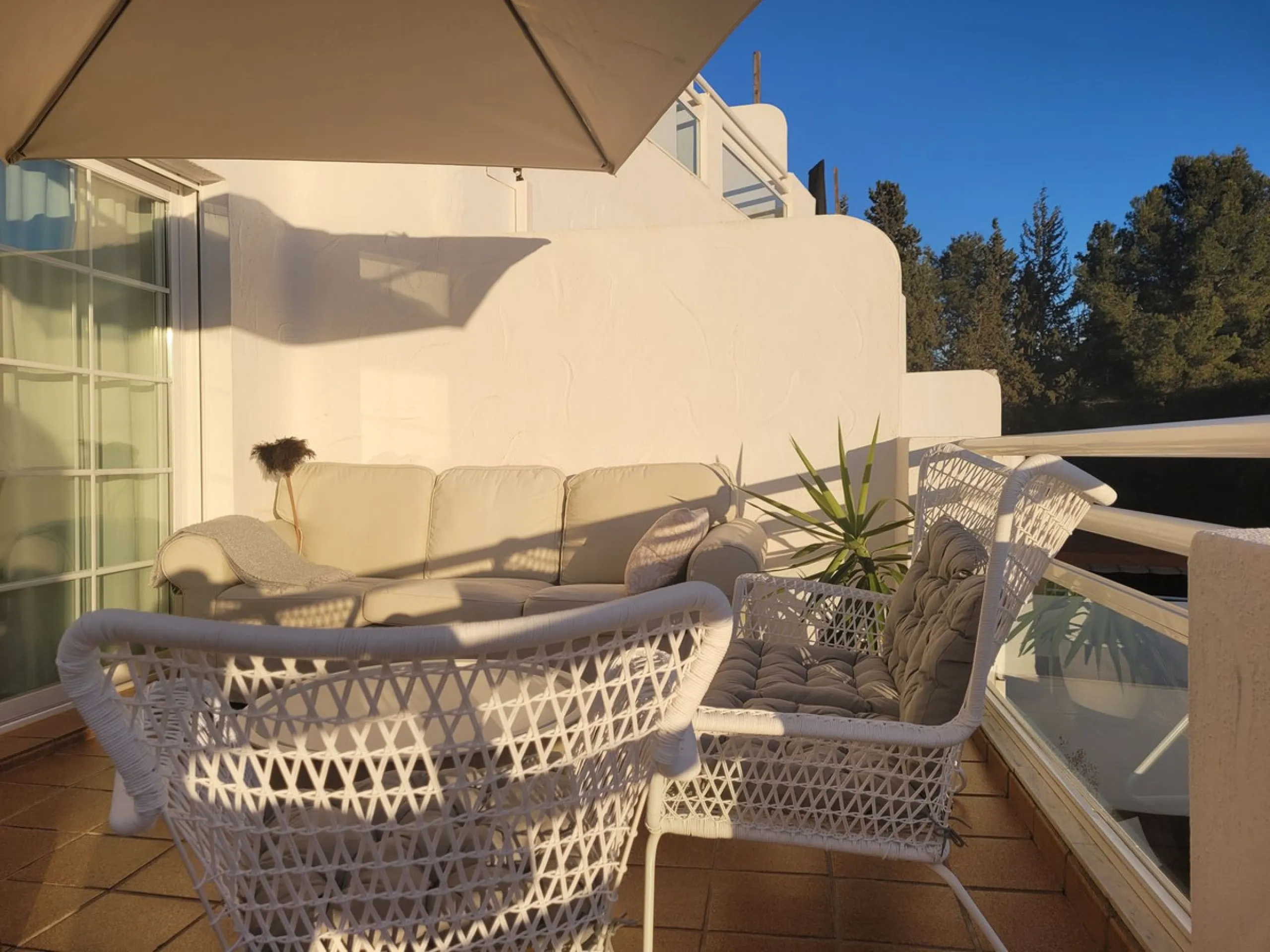 Apartment - Middle Floor Apartment в продаже в Marbella, Málaga. В доме 1 спален и 1 ванных комнат. Площадь дома 58 м²