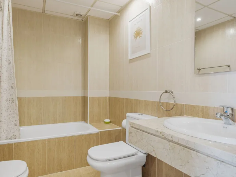 Apartment - Middle Floor Apartment в продаже в Marbella, Málaga. В доме 1 спален и 1 ванных комнат. Площадь дома 58 м²