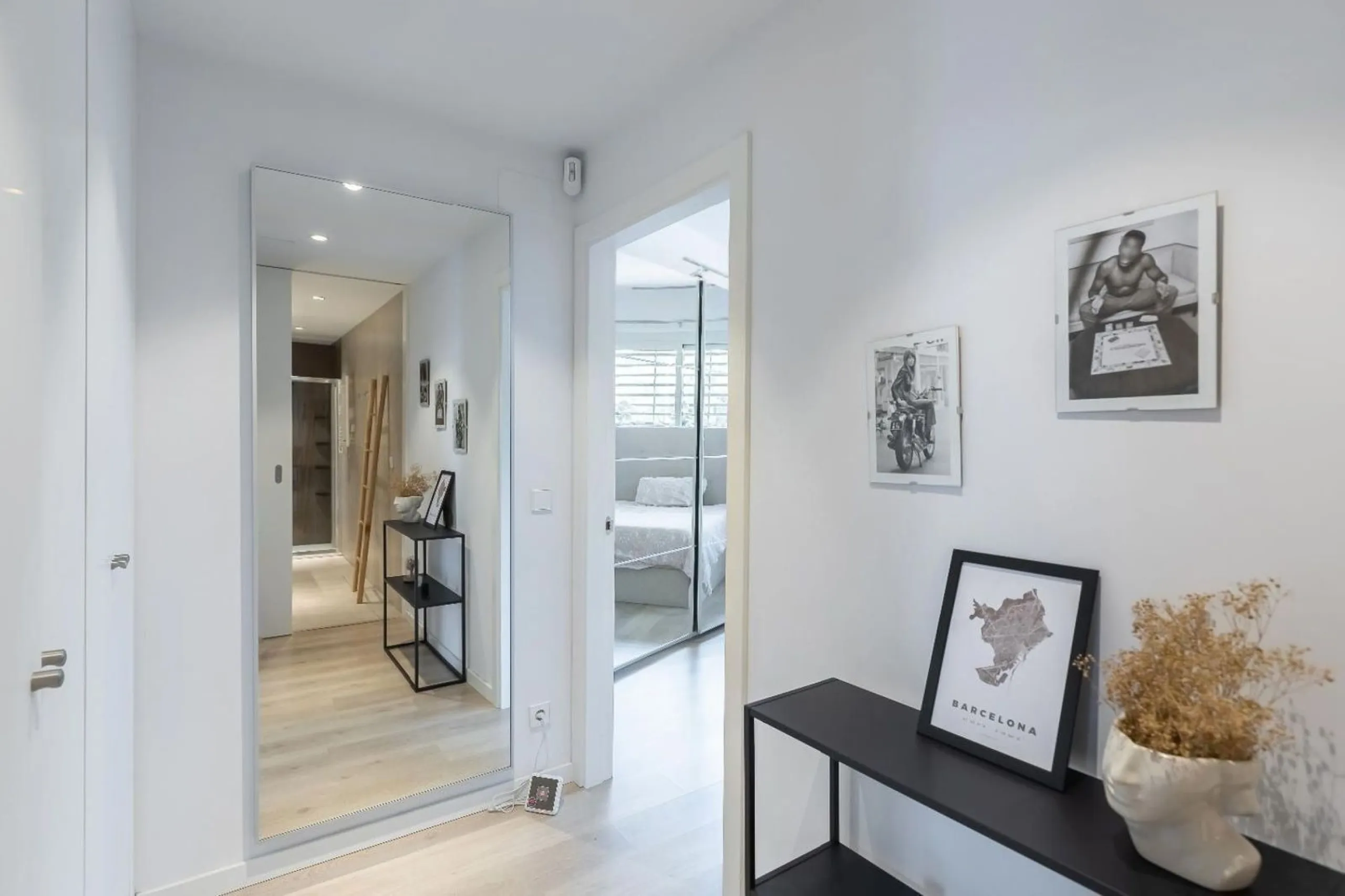 Moderno apartamento de 1 dormitorio con terraza y balcón en Poblenou, Barcelona