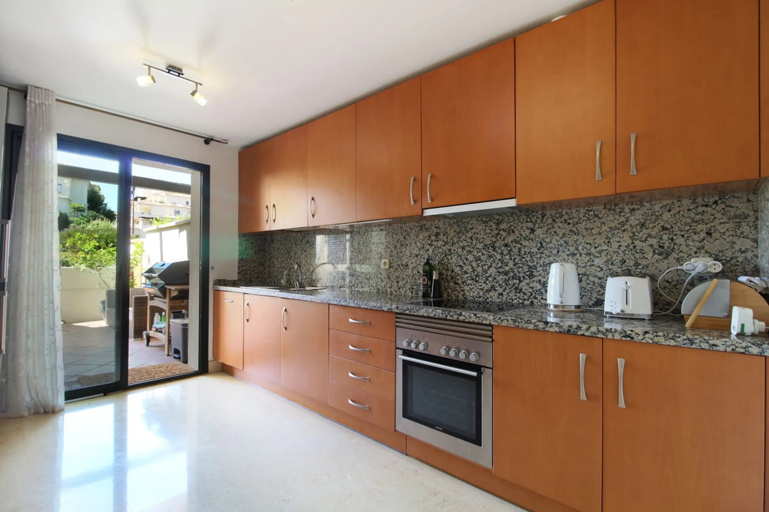 Luxurious Ground-Floor Apartment in Capanes del Golf – Resort Living within El Higueral Golf course close to Marbella, Benahavis & Estepona
