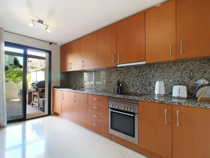 Luxurious Ground-Floor Apartment in Capanes del Golf – Resort Living within El Higueral Golf course close to Marbella, Benahavis & Estepona