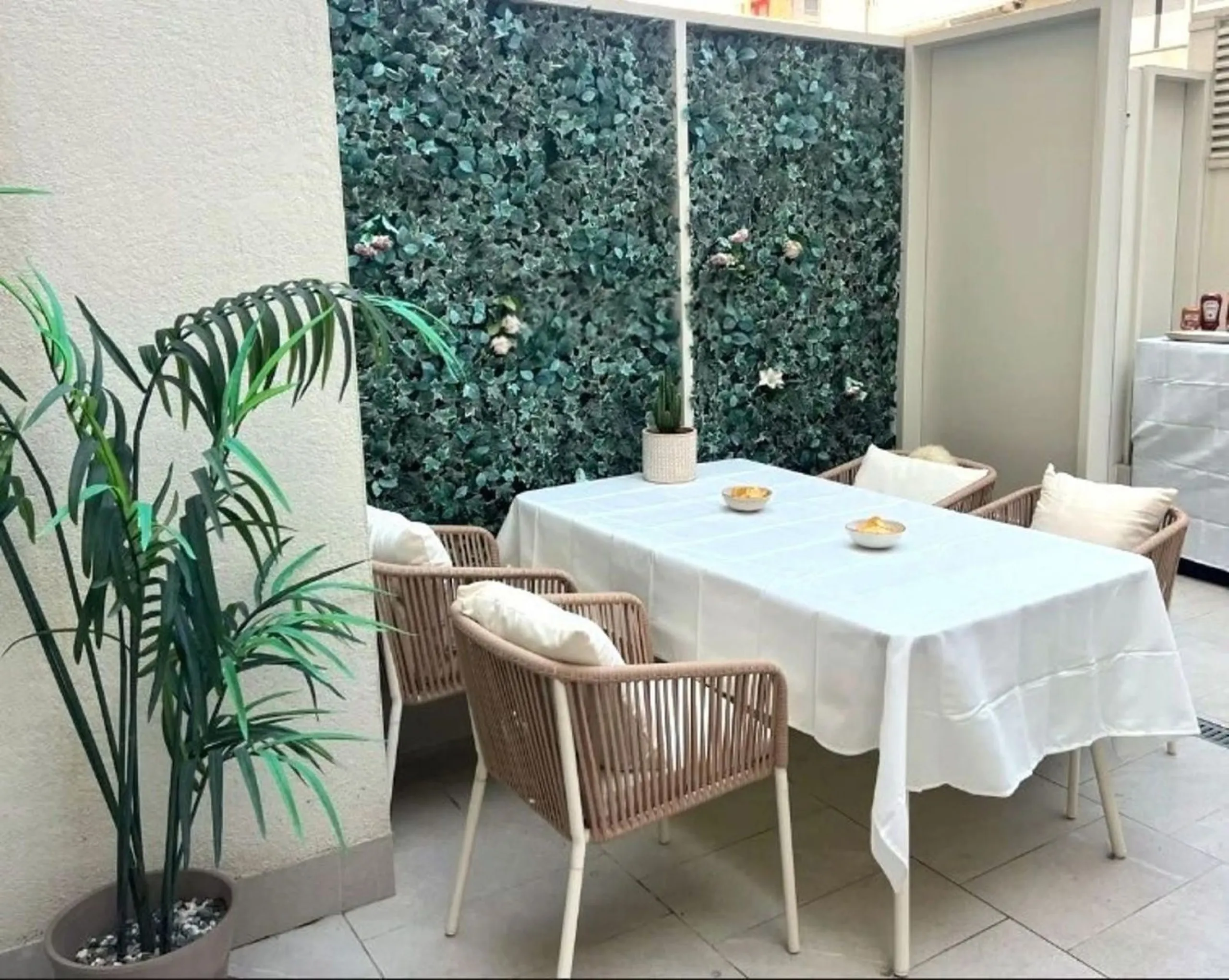Moderno apartamento de 1 dormitorio con terraza y balcón en Poblenou, Barcelona