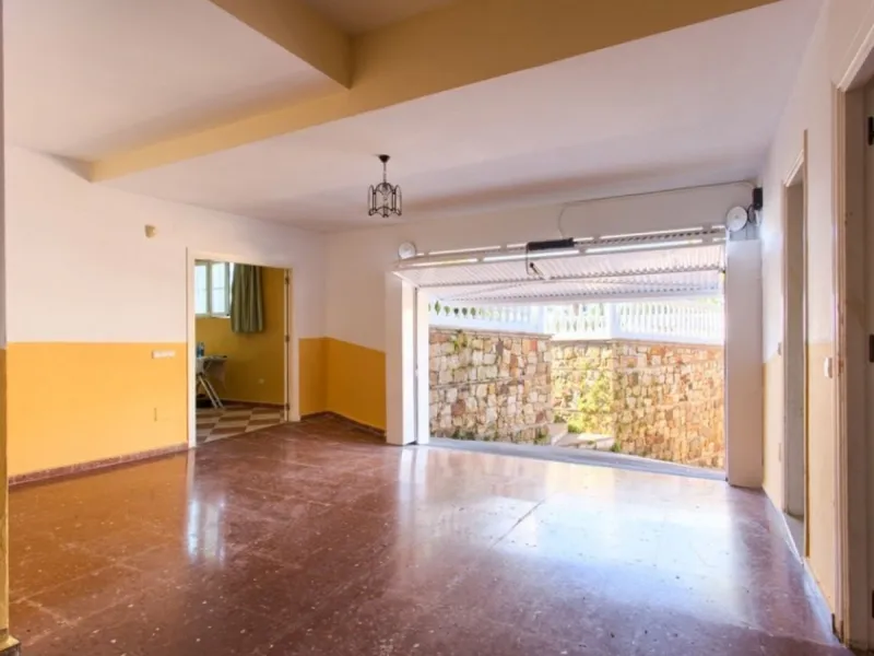 House - Detached Villa в продаже в Benalmadena, Málaga. В доме 4 спален и 5 ванных комнат. Площадь дома 403 м². Площадь участка 1250 м²