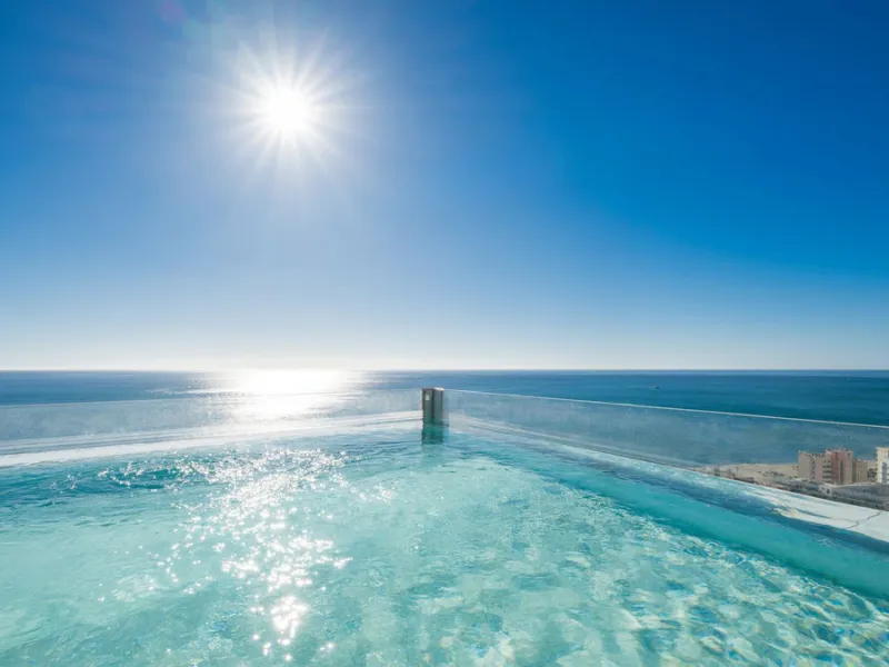 Discover this turnkey ultra-luxury  penthouse in Reserva del Higuerón.