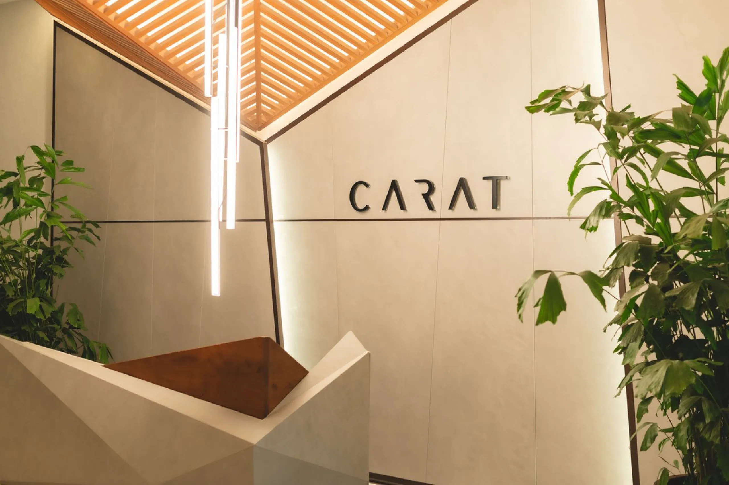 Discover this turnkey ultra-luxury  penthouse in Reserva del Higuerón.
