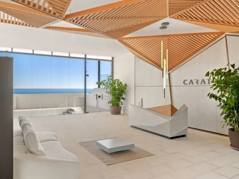 Discover this turnkey ultra-luxury  penthouse in Reserva del Higuerón.