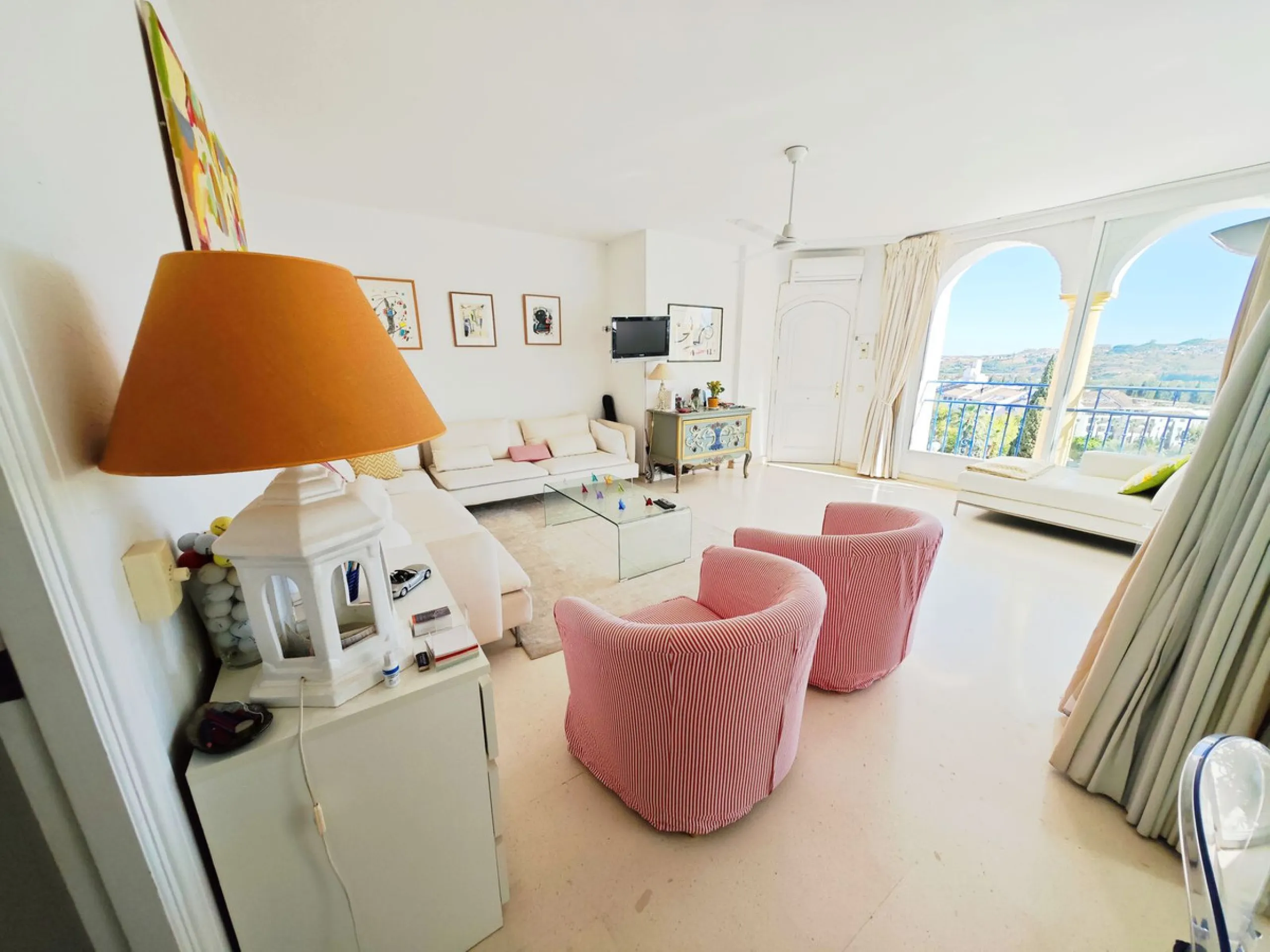 Magnificent apartment with stunning views in Mijas Golf.