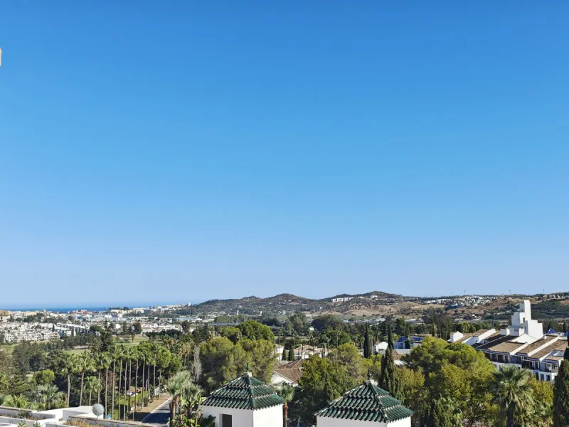 Magnificent apartment with stunning views in Mijas Golf.