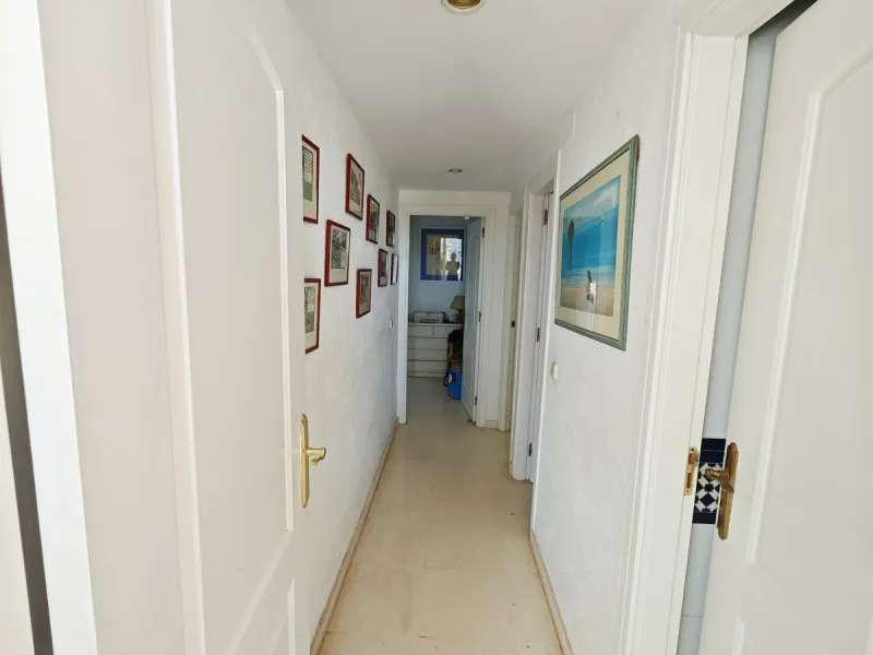 Magnificent apartment with stunning views in Mijas Golf.