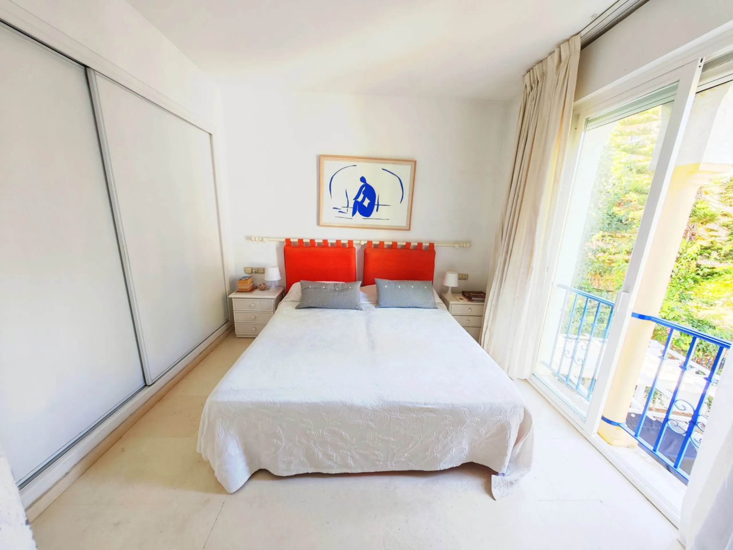 Magnificent apartment with stunning views in Mijas Golf.
