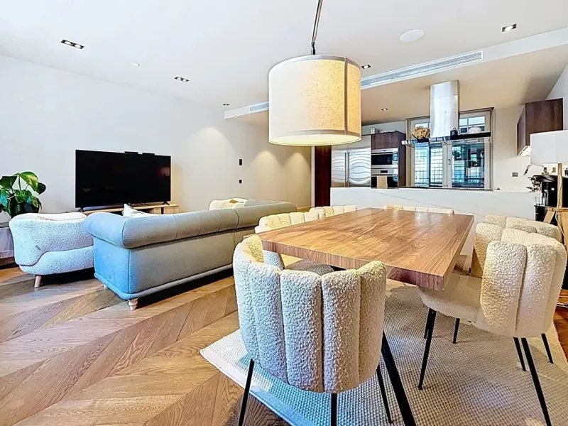 Exclusive Luxury 1-Bedroom Apartment in the Heart of Barcelona