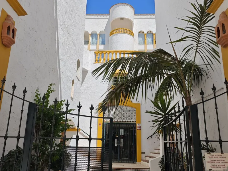 Magnificent apartment with stunning views in Mijas Golf.