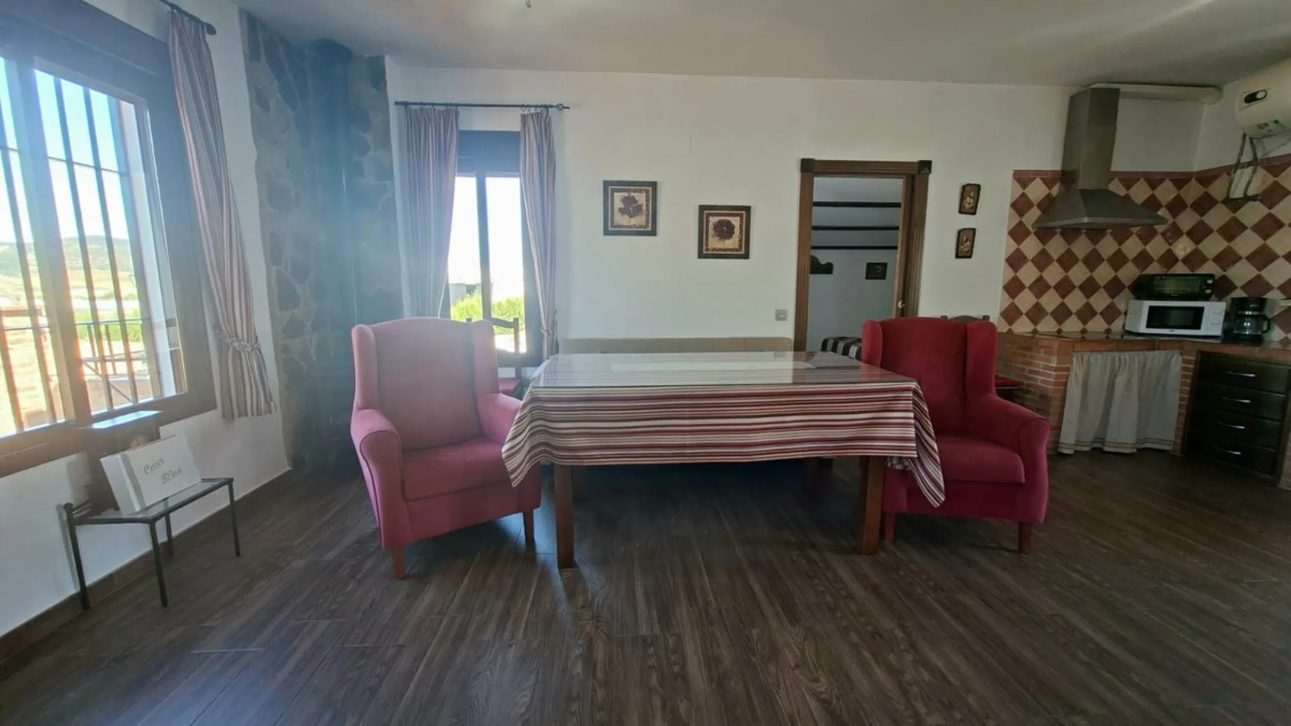 -Newly built property with 3 apartments in Arriate, ready to move into and with a valid tourist license.