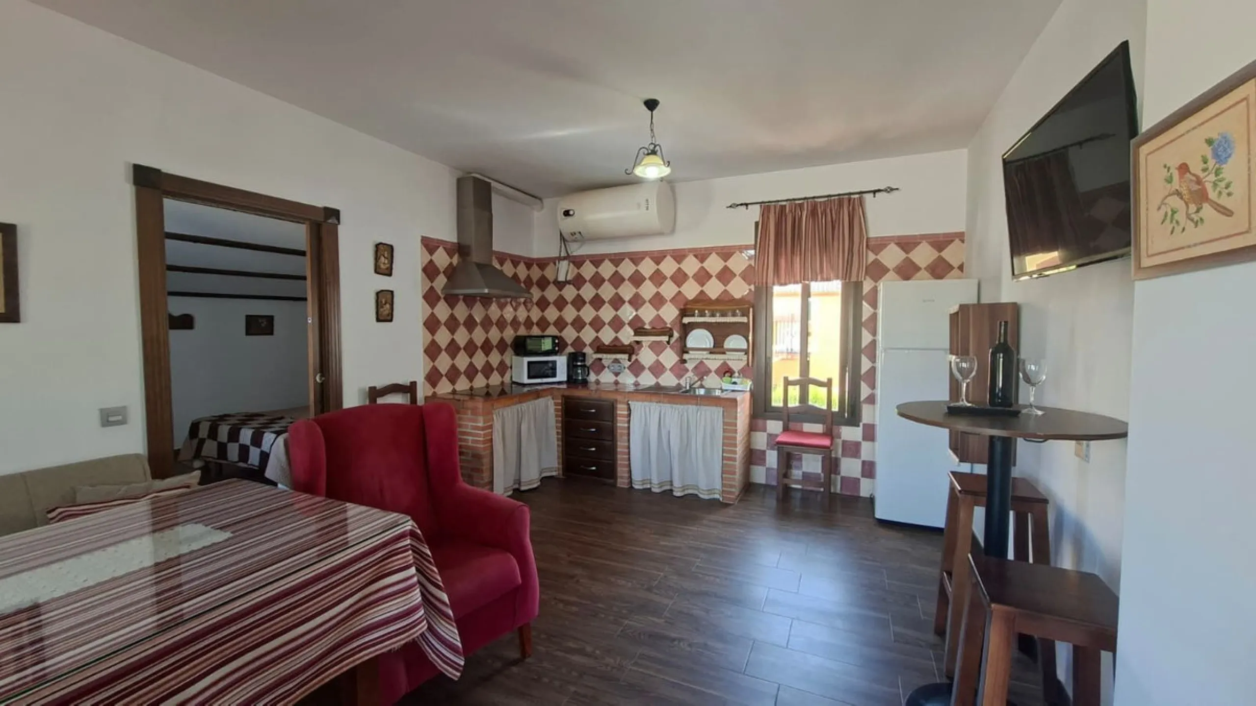 -Newly built property with 3 apartments in Arriate, ready to move into and with a valid tourist license.
