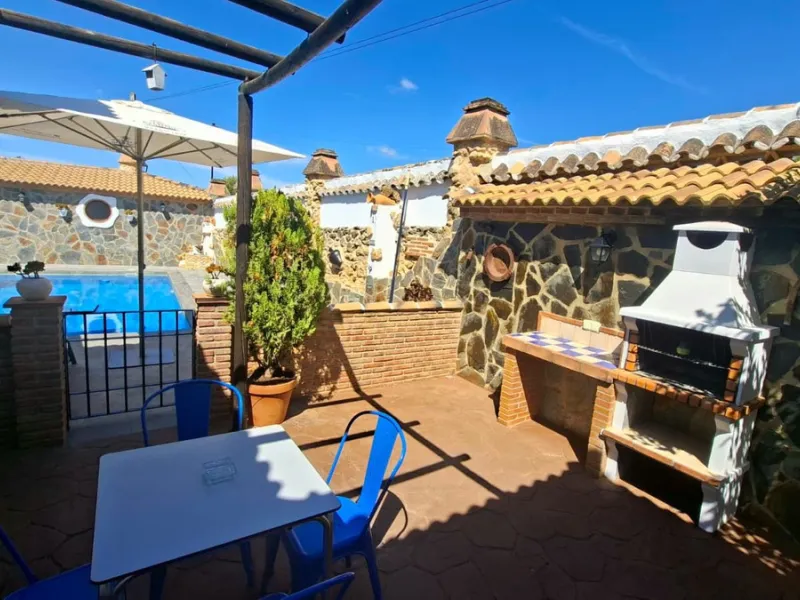 -Newly built property with 3 apartments in Arriate, ready to move into and with a valid tourist license.