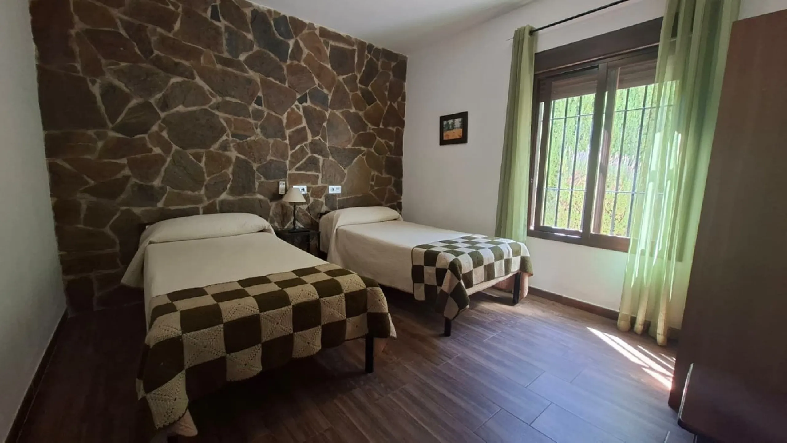 -Newly built property with 3 apartments in Arriate, ready to move into and with a valid tourist license.