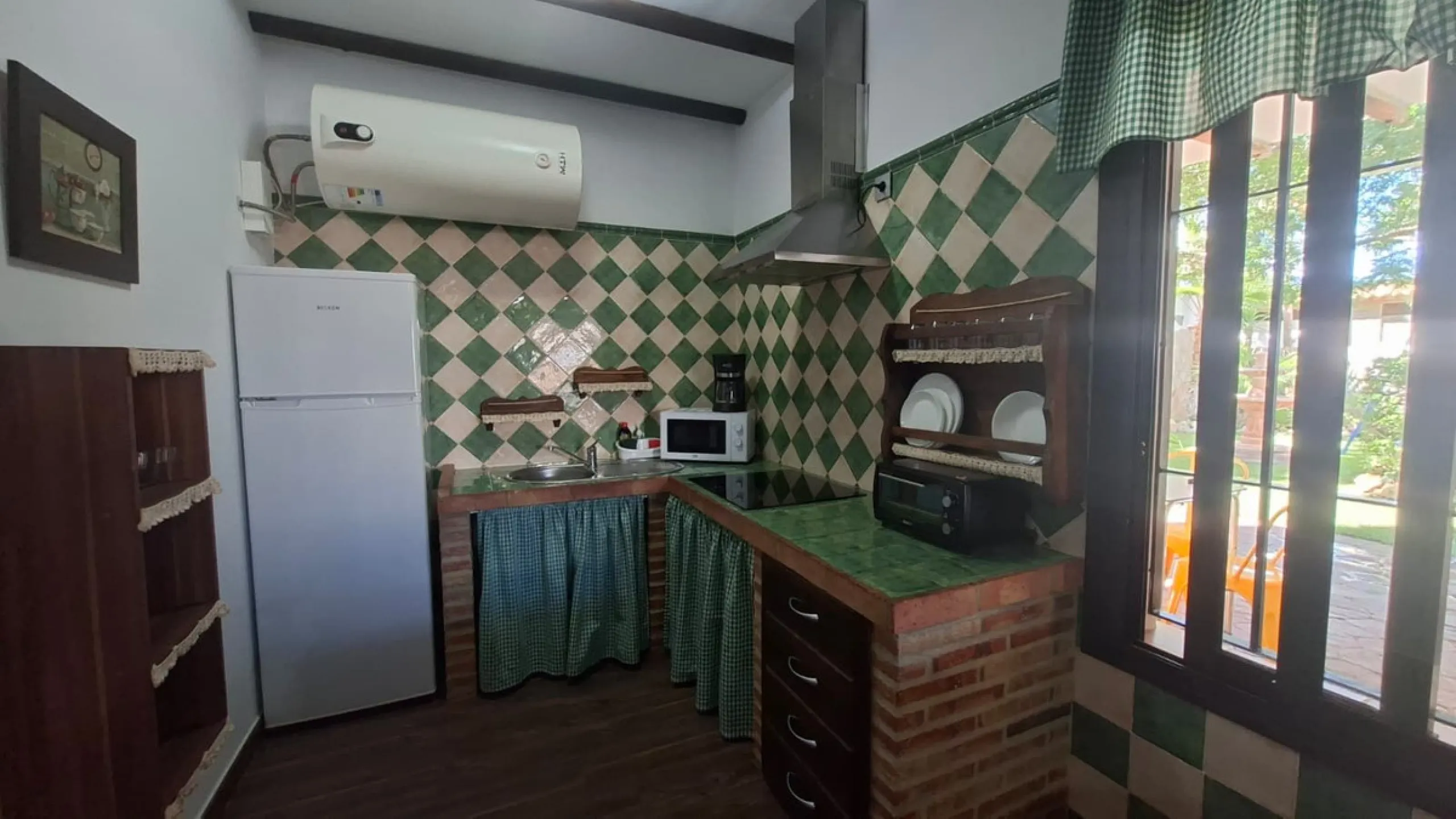 -Newly built property with 3 apartments in Arriate, ready to move into and with a valid tourist license.