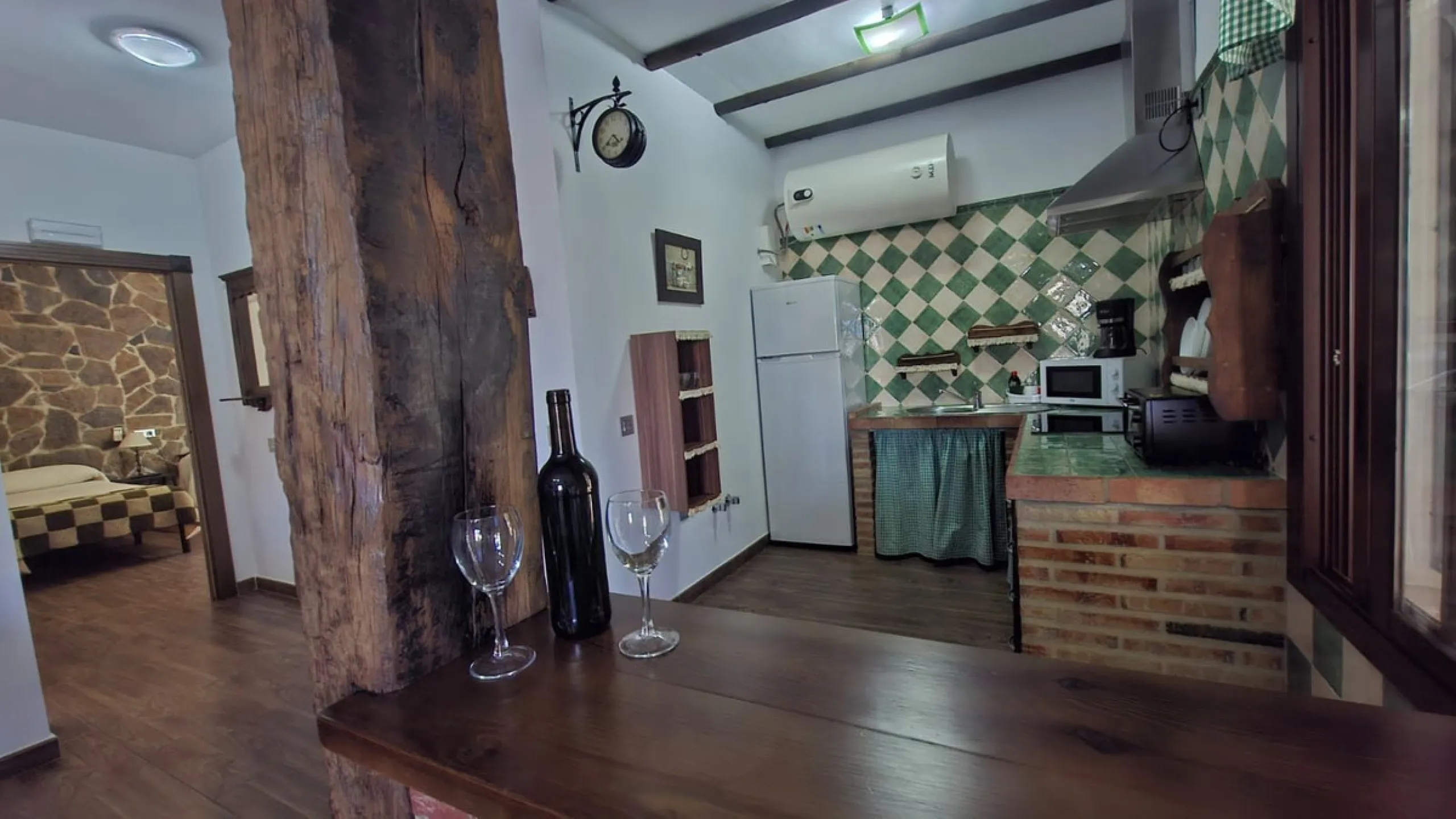 -Newly built property with 3 apartments in Arriate, ready to move into and with a valid tourist license.