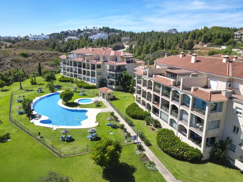 OUTSTANDING PENTHOUSE APARTMENT WITH PANORAMIC SEA, FOREST AND GARDEN VIEWS JUST 5 MINUTES WALK FROM THE BEACH!!!................