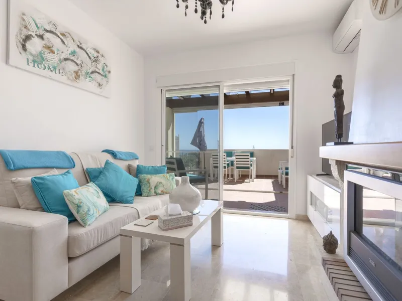 Apartment - Top Floor Apartment в продаже в Mijas, Málaga. В доме 2 спален и 2 ванных комнат. Площадь дома 113 м²