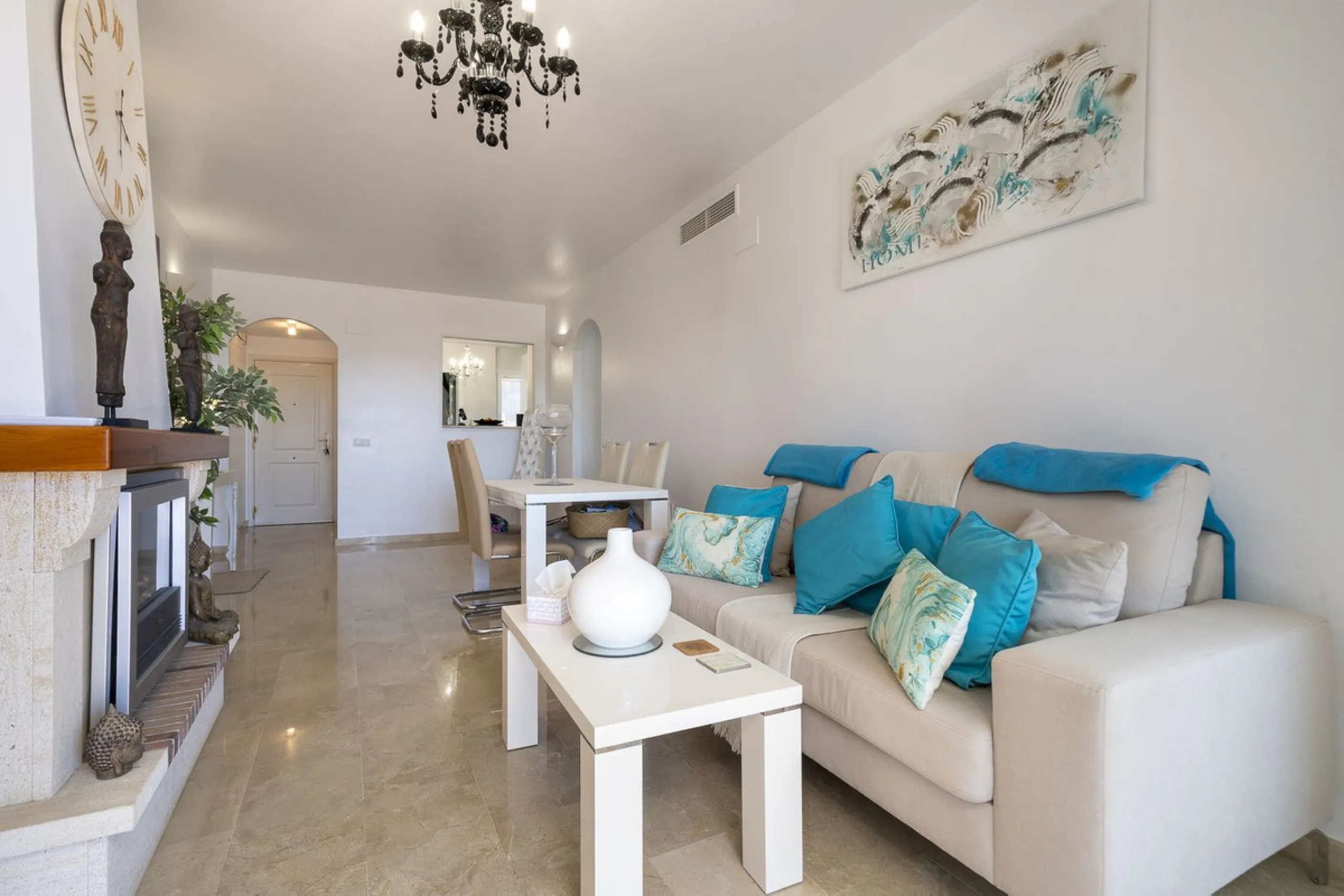 Apartment - Top Floor Apartment в продаже в Mijas, Málaga. В доме 2 спален и 2 ванных комнат. Площадь дома 113 м²