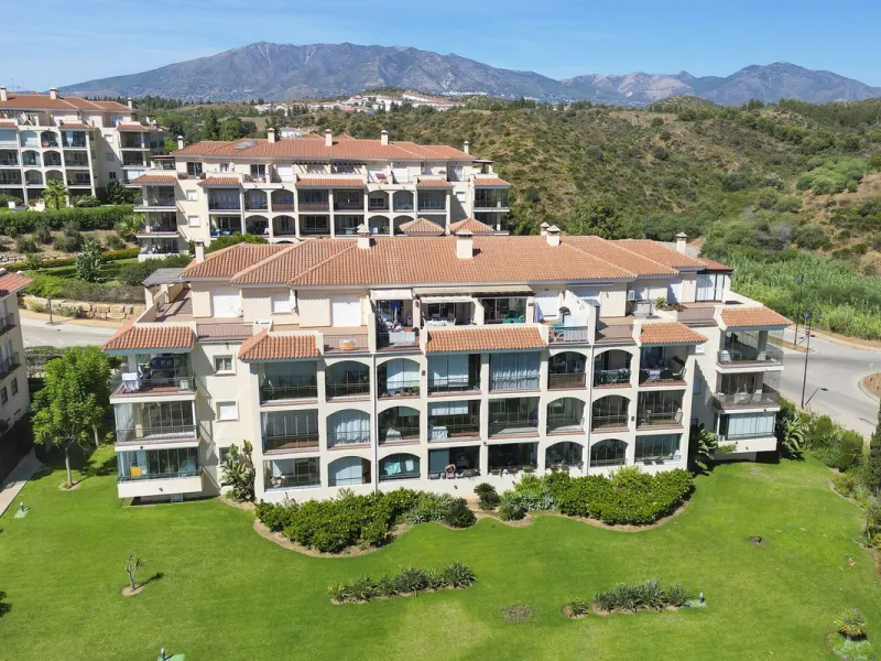 Apartment - Top Floor Apartment в продаже в Mijas, Málaga. В доме 2 спален и 2 ванных комнат. Площадь дома 113 м²