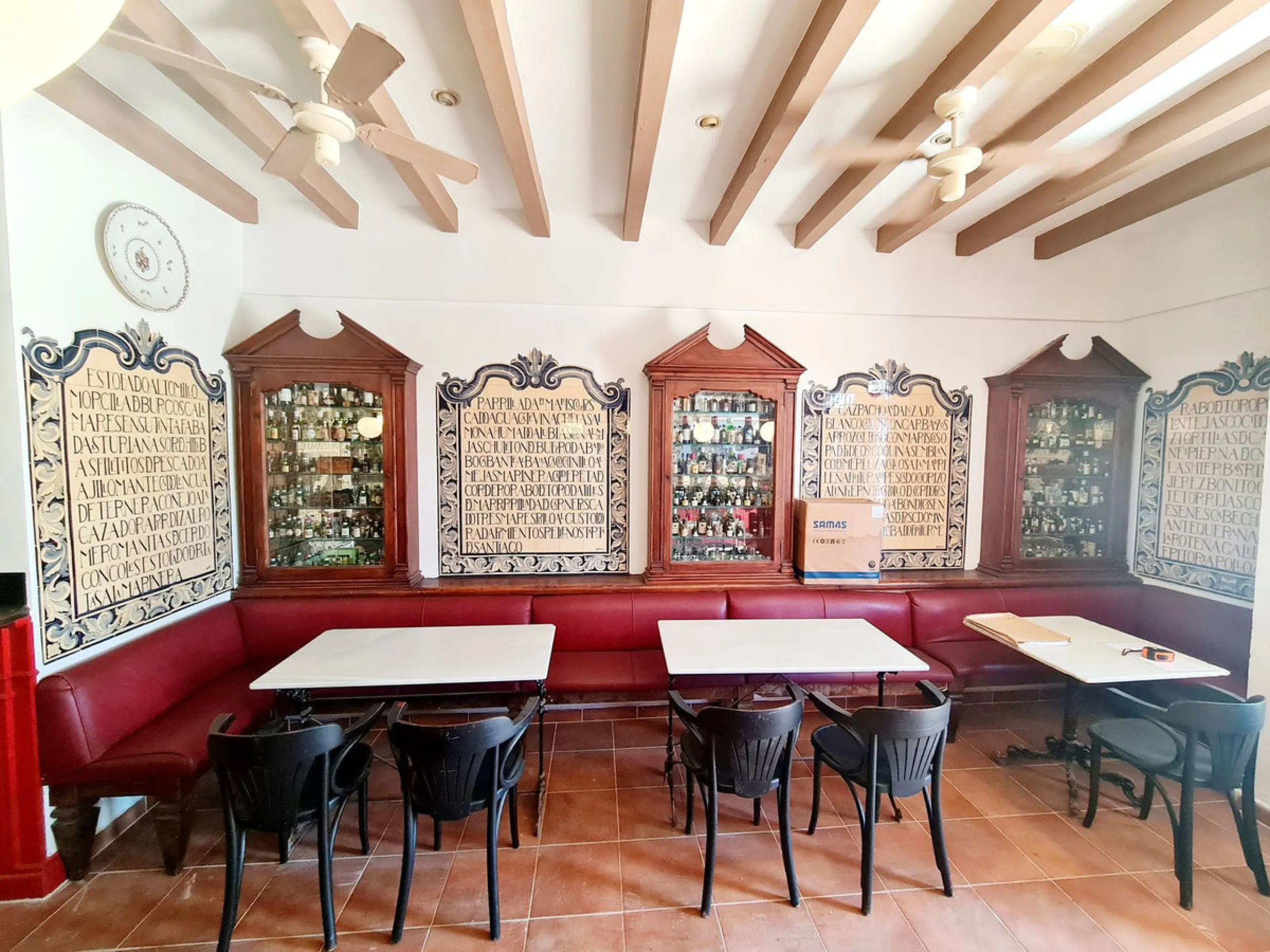 Tavern for Sale Just Steps from Marbella's Seafront Promenade.