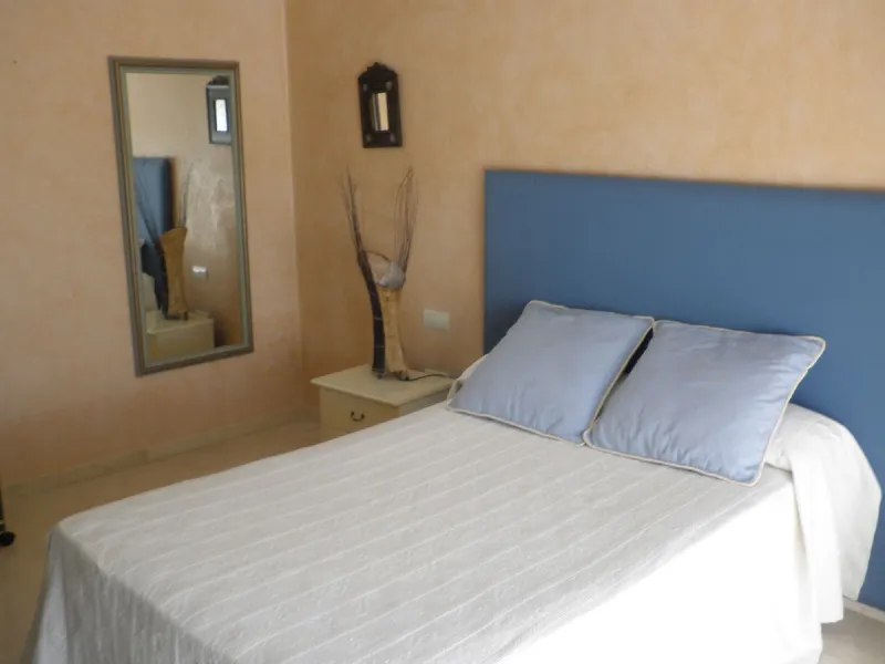 Stunning South-Facing Townhouse Near the Beach and Laguna Village – Motivated Seller!