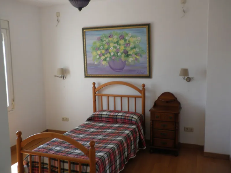 Stunning South-Facing Townhouse Near the Beach and Laguna Village – Motivated Seller!