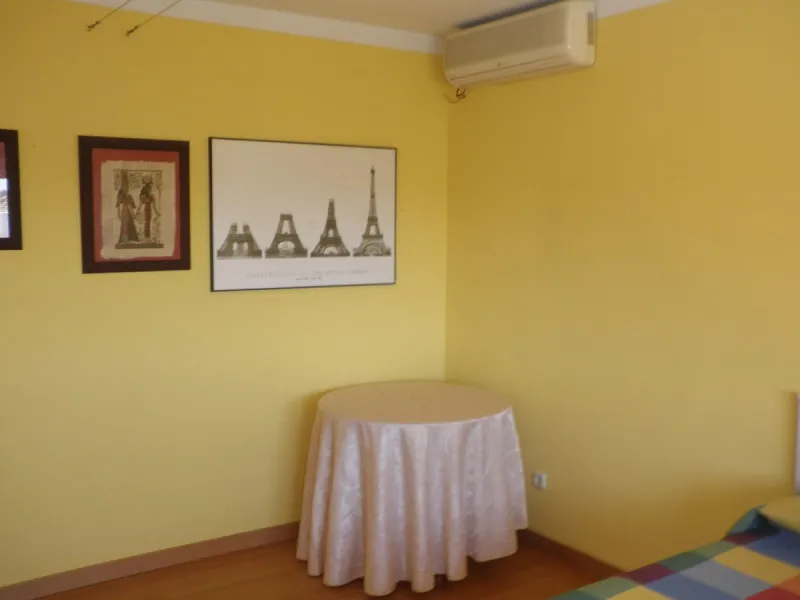 Stunning South-Facing Townhouse Near the Beach and Laguna Village – Motivated Seller!
