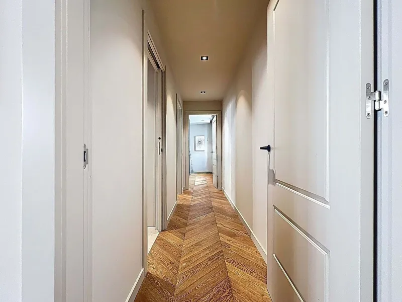 Elegante piso reformado de 2 dormitorios en el centro de Barcelona