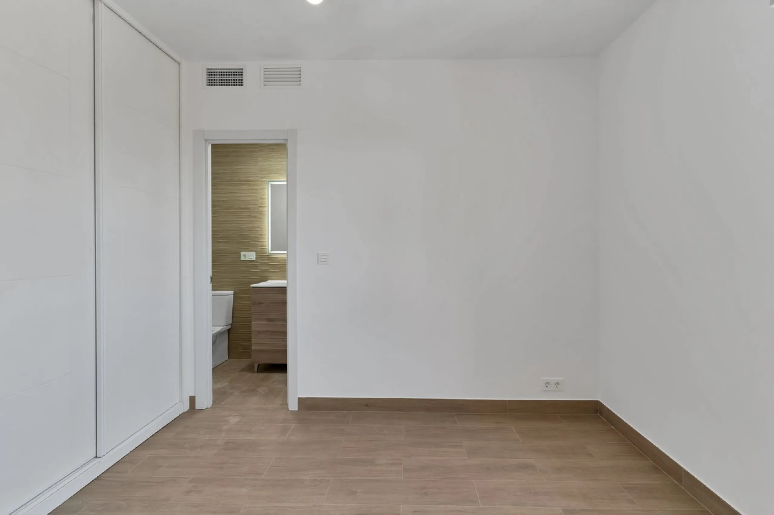 Townhouse for sale in Malaga - Charming and modern