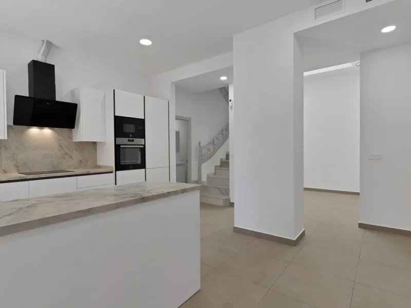 Townhouse for sale in Malaga - Charming and modern