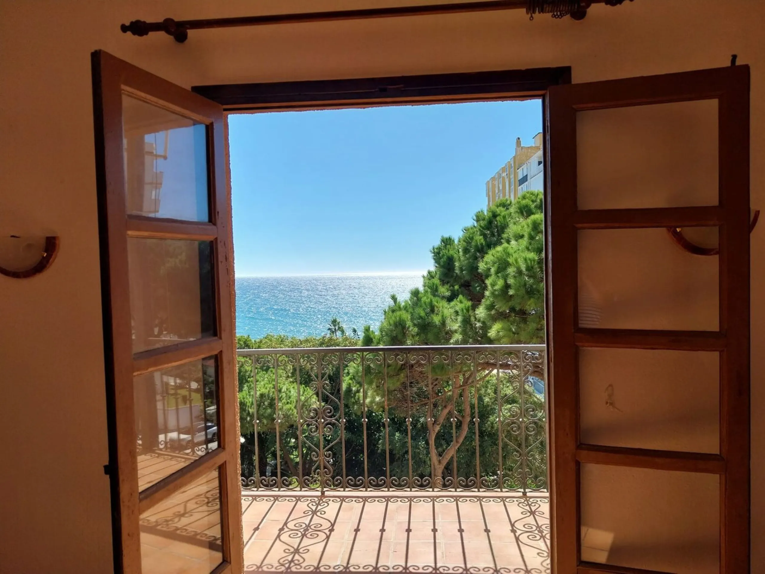 Apartment - Middle Floor Apartment в продаже в Mijas, Málaga. В доме 2 спален и 2 ванных комнат. Площадь дома 75 м²