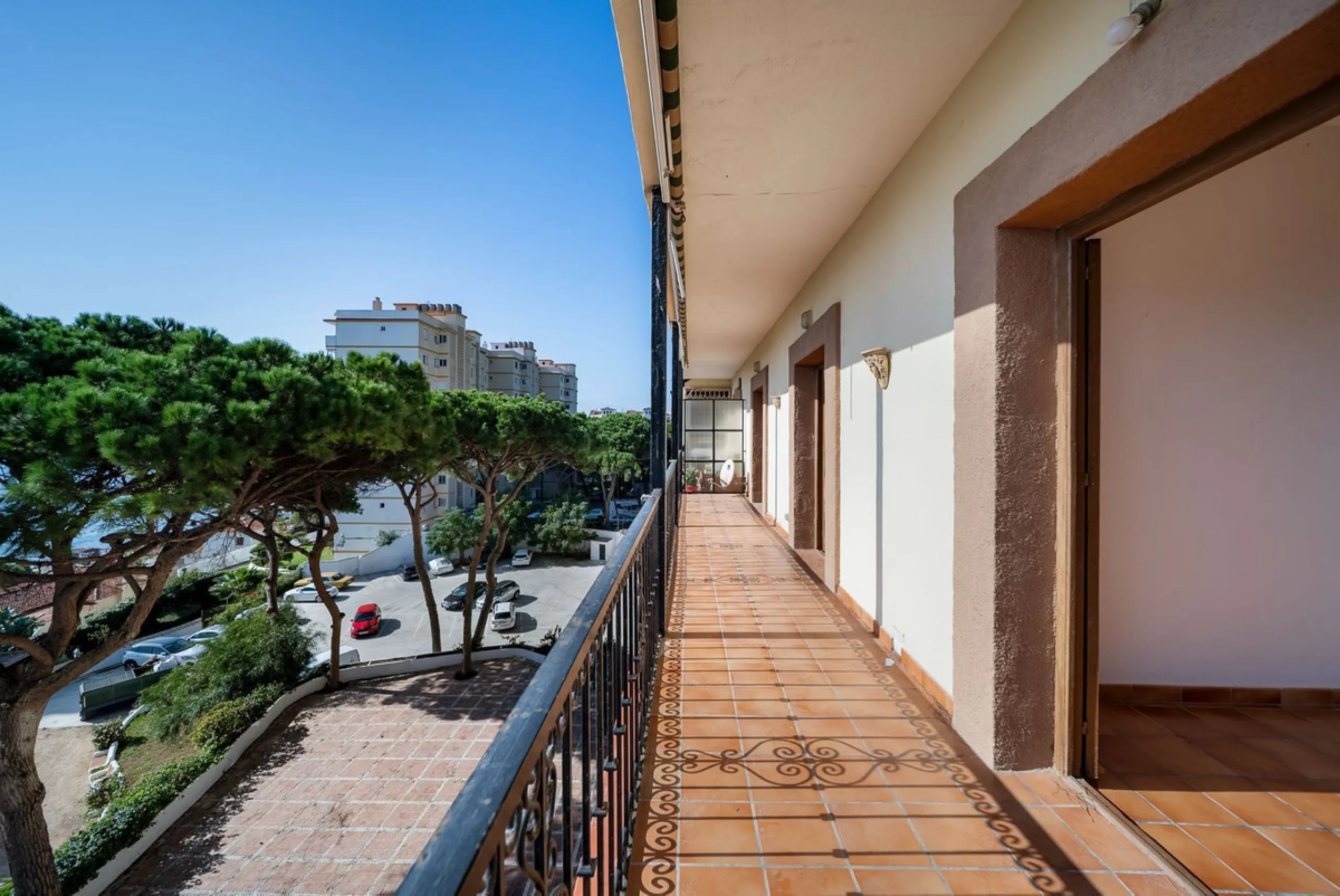 Apartment - Middle Floor Apartment в продаже в Mijas, Málaga. В доме 2 спален и 2 ванных комнат. Площадь дома 75 м²