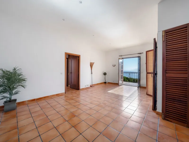 Apartment - Middle Floor Apartment в продаже в Mijas, Málaga. В доме 2 спален и 2 ванных комнат. Площадь дома 75 м²