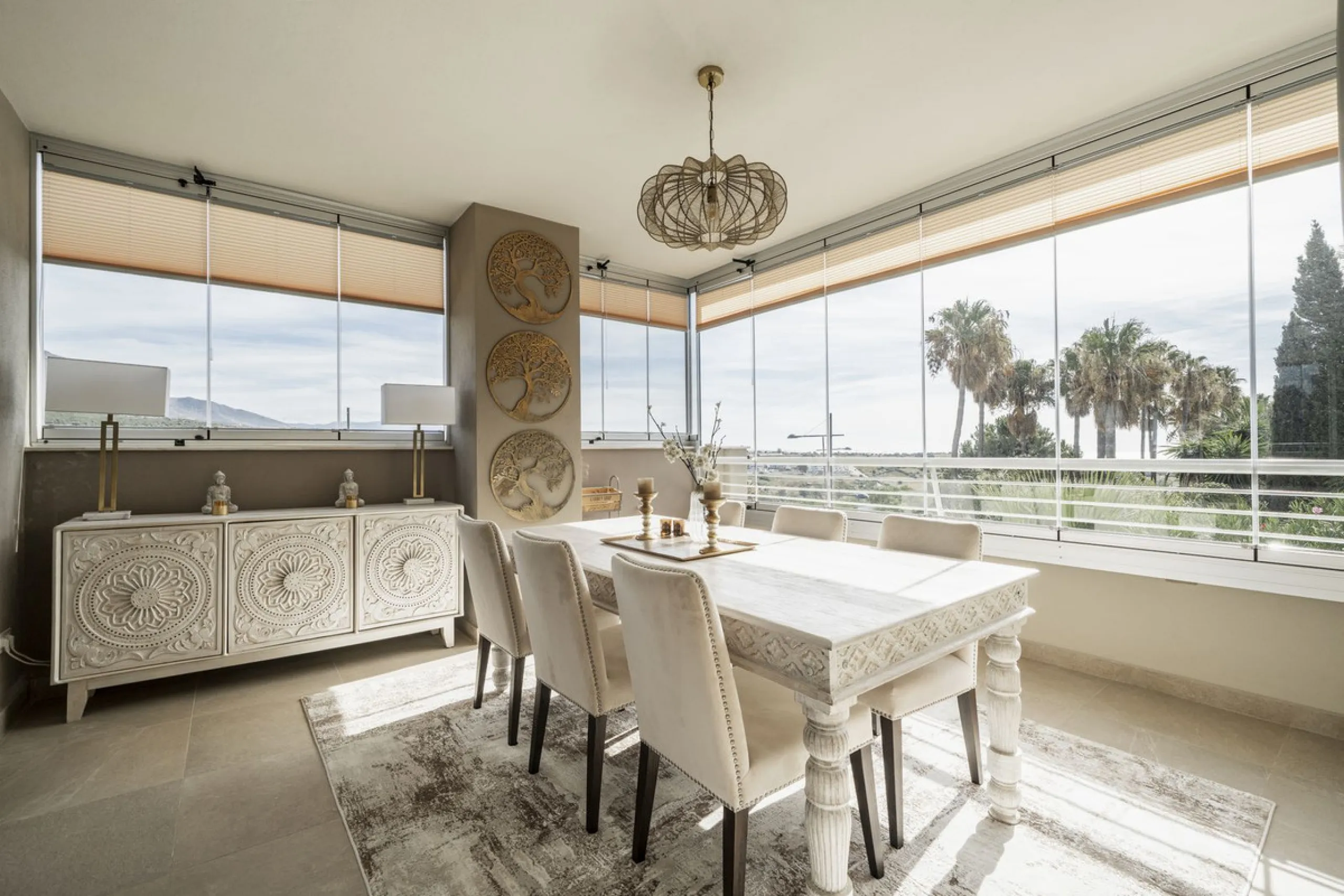 Elegant 3-Bedroom Apartment in Sunny Golf, Estepona