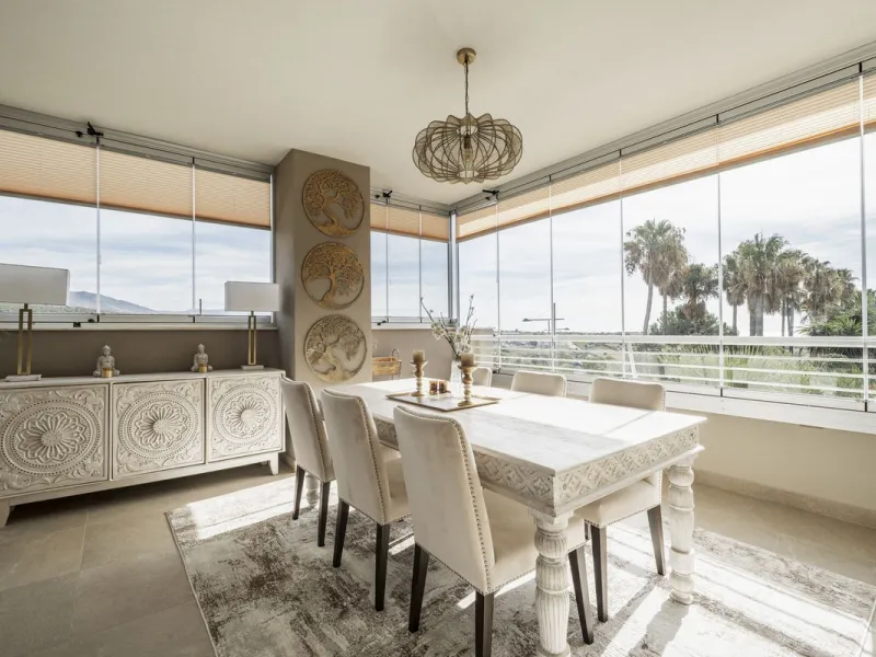 Elegant 3-Bedroom Apartment in Sunny Golf, Estepona